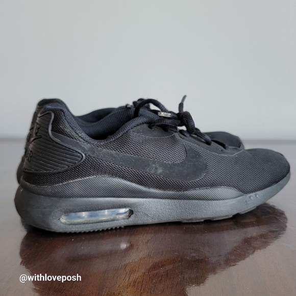 Nike Shoes - NIKE AIR MAX Oketo all black women sneakers size 9